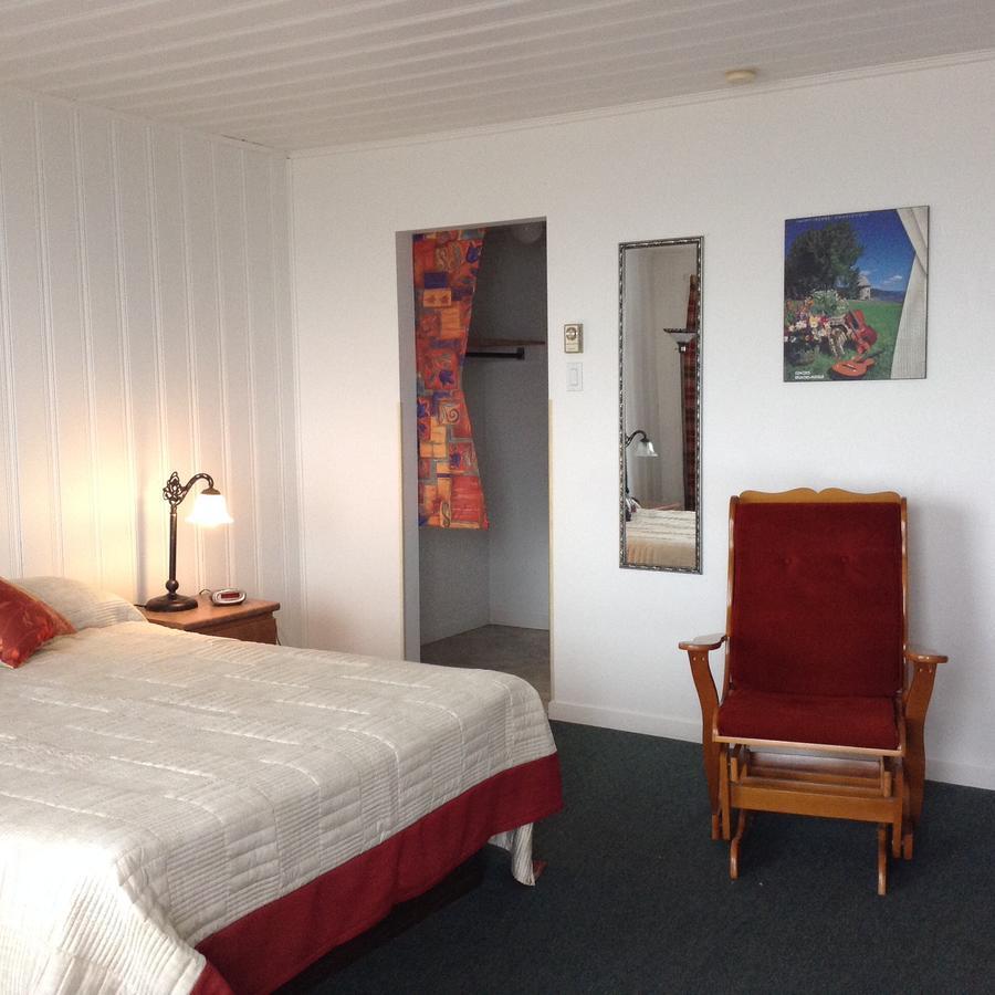 Restaurant Motel De La Plage Saint-Irénée Buitenkant foto