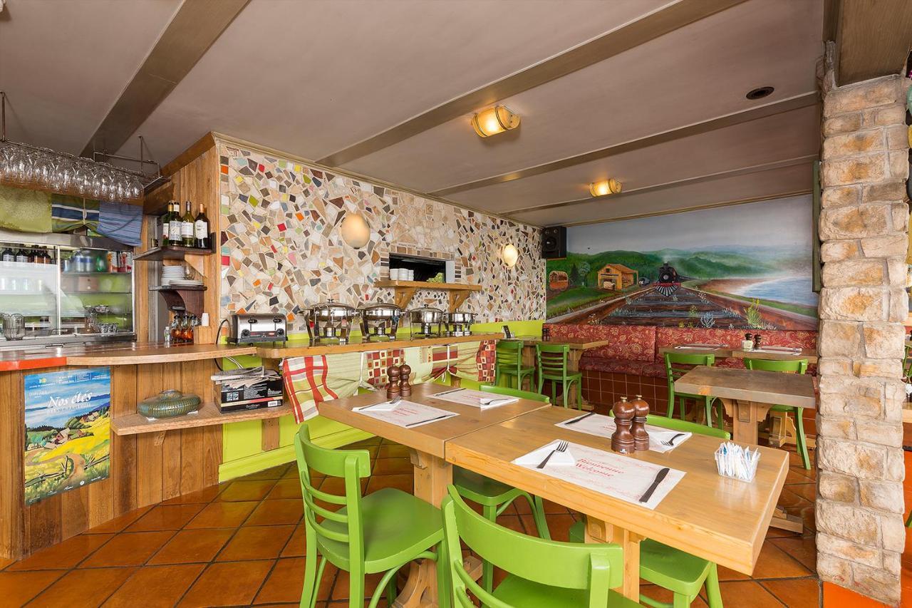 Restaurant Motel De La Plage Saint-Irénée Buitenkant foto
