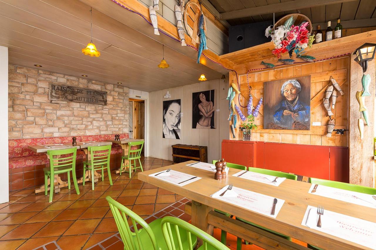 Restaurant Motel De La Plage Saint-Irénée Buitenkant foto
